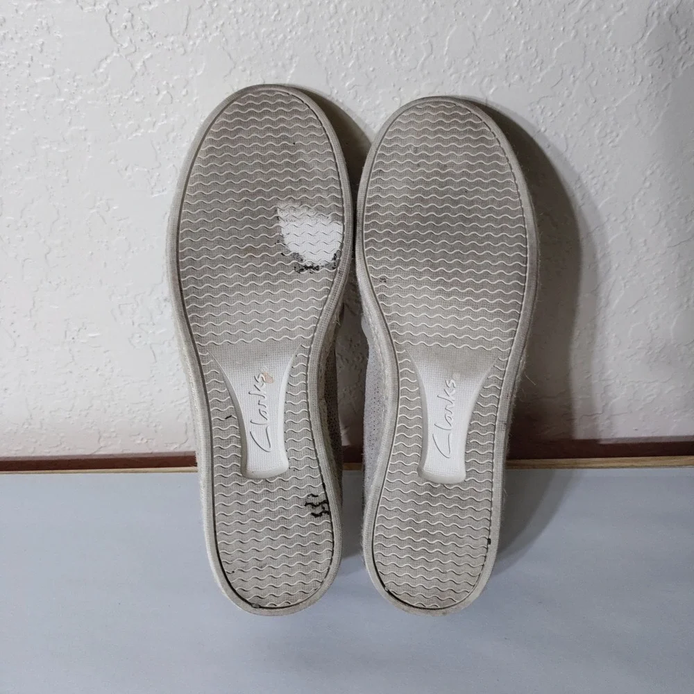 Clarks Cloudsteppers Grey Perforated Suede Espadrille Slip On Loafers Womens 9.5